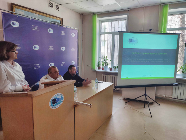 Учебно- методический семинар для государственных инспекторов проведен сотрудниками СаратовНИРО